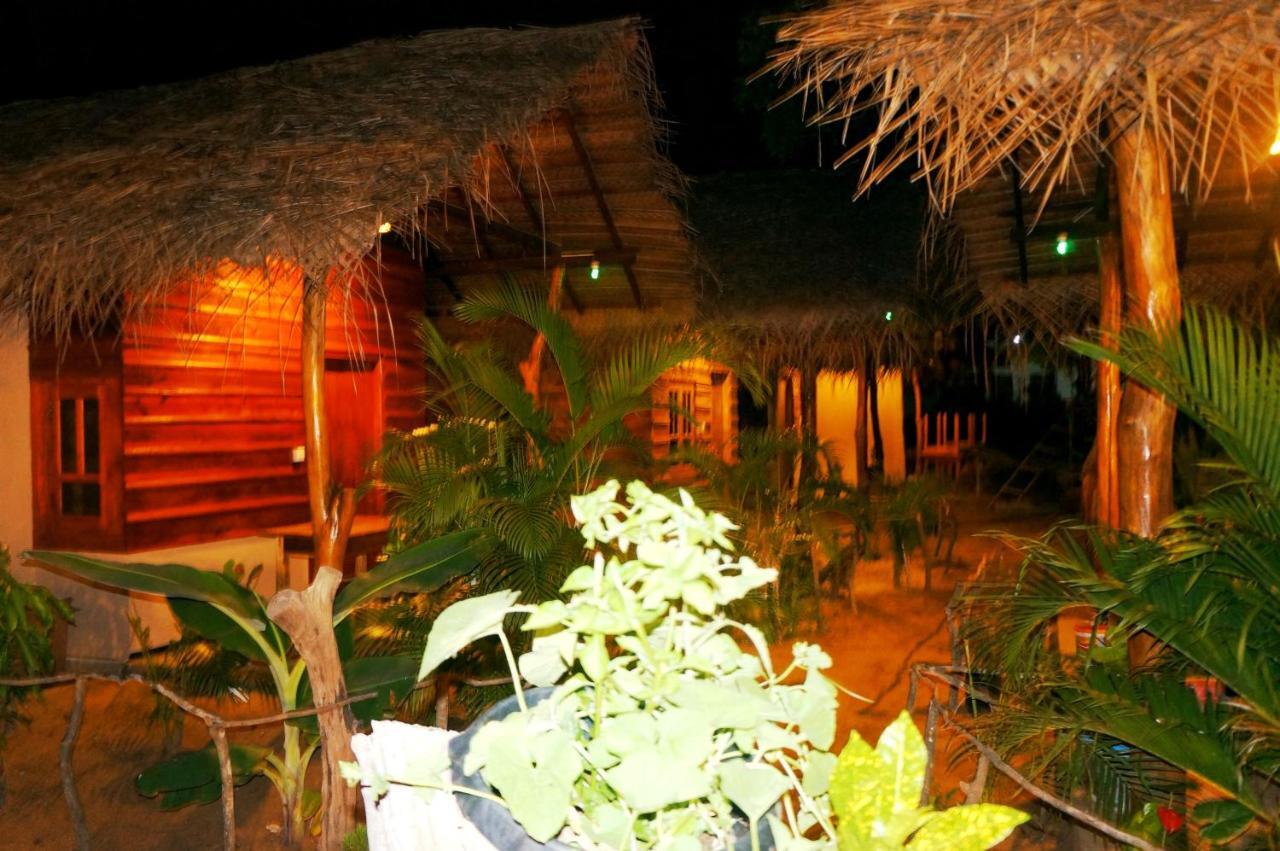Garden Cottage Arugambay Аругам Экстерьер фото